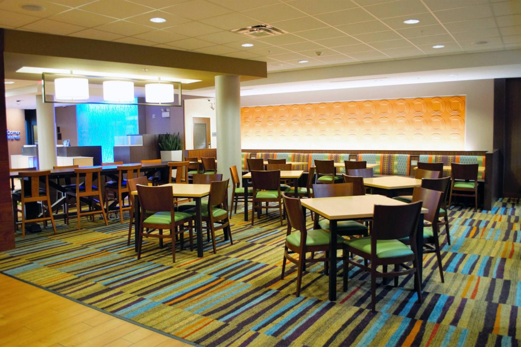 Fairfield Inn & Suites By Marriott Stroudsburg Bartonsville/Poconos Exteriér fotografie