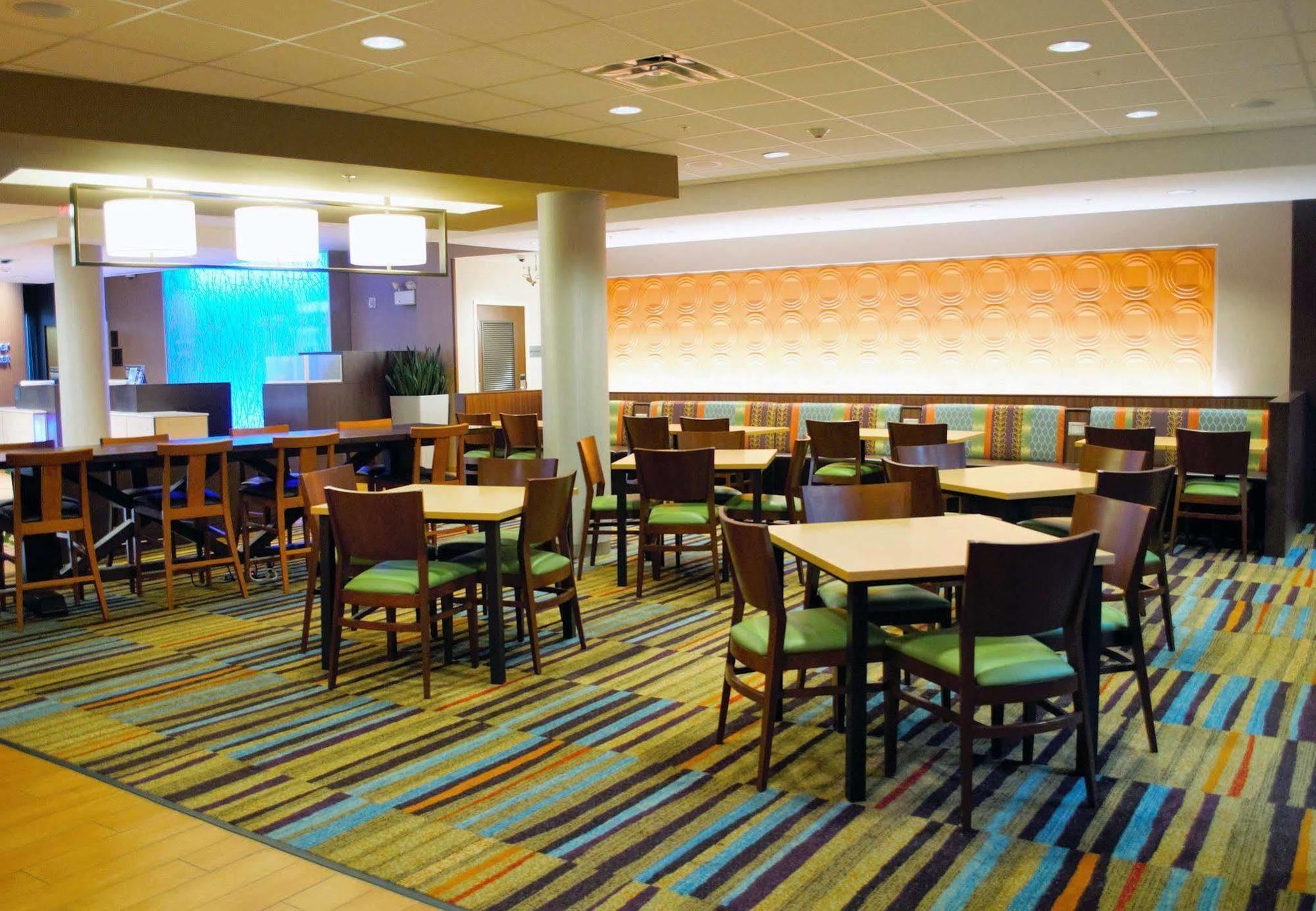 Fairfield Inn & Suites By Marriott Stroudsburg Bartonsville/Poconos Exteriér fotografie